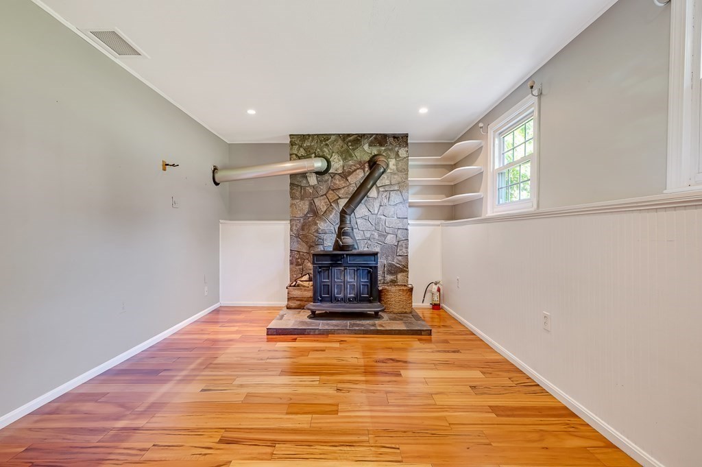 65 Jones Road Hopedale, MA 01747 - Photo 20 of 39 Gallery Image 20