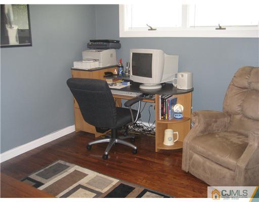 17 Albemarle Road Colonia, NJ 07067 - Photo 7 of 10 Gallery Image 7