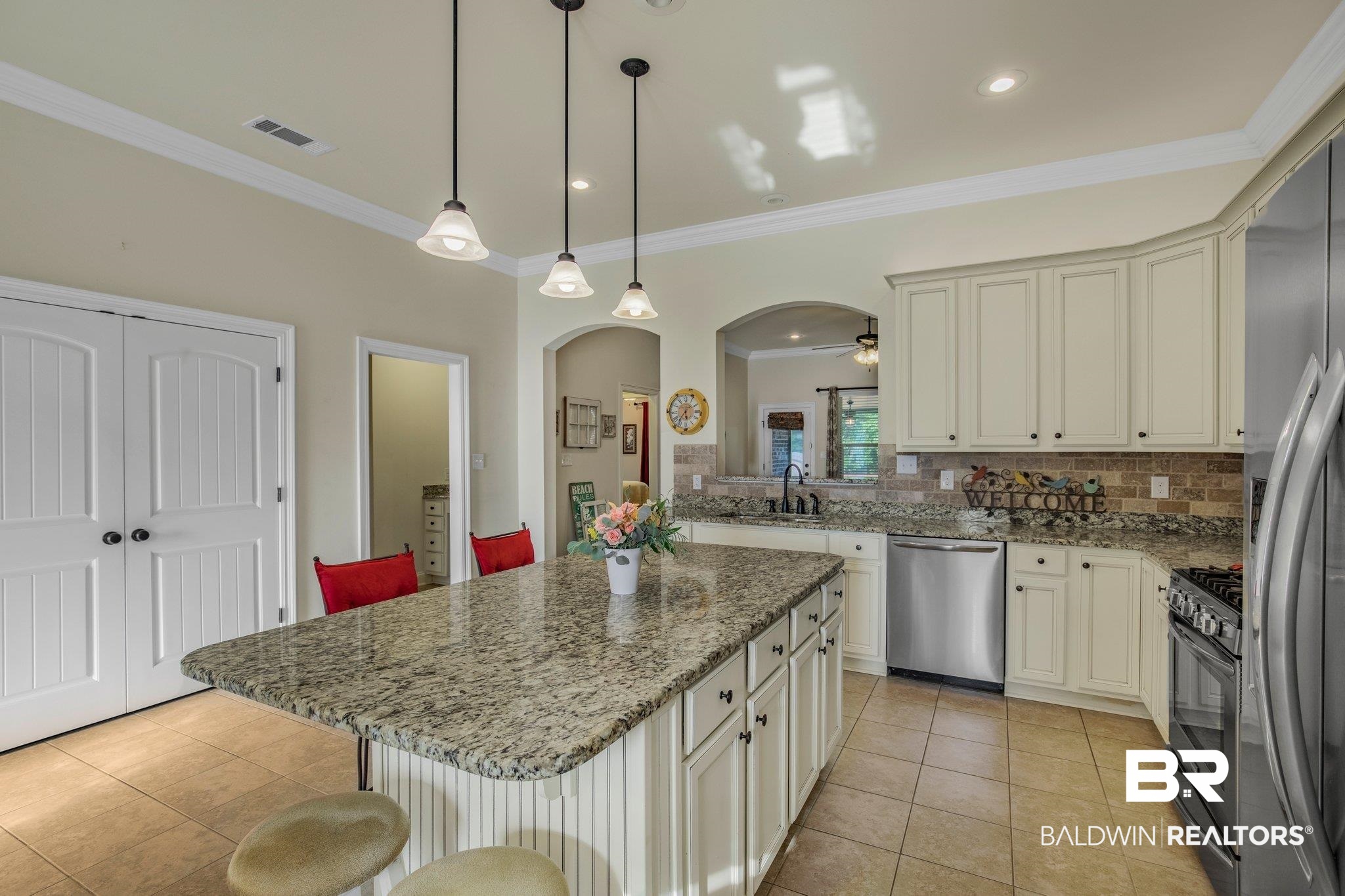 589 Turquoise Drive Fairhope, AL 36532 - Photo 7 of 34