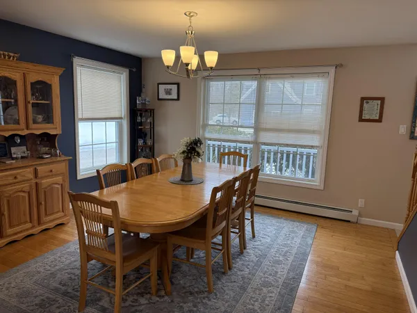 $719,900 | 13 Oakwood Drive, South Portland, ME 04106