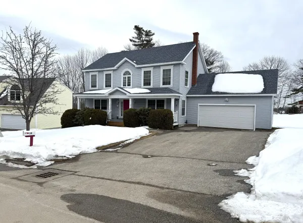 $719,900 | 13 Oakwood Drive, South Portland, ME 04106