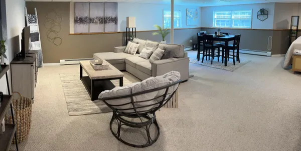 $719,900 | 13 Oakwood Drive, South Portland, ME 04106