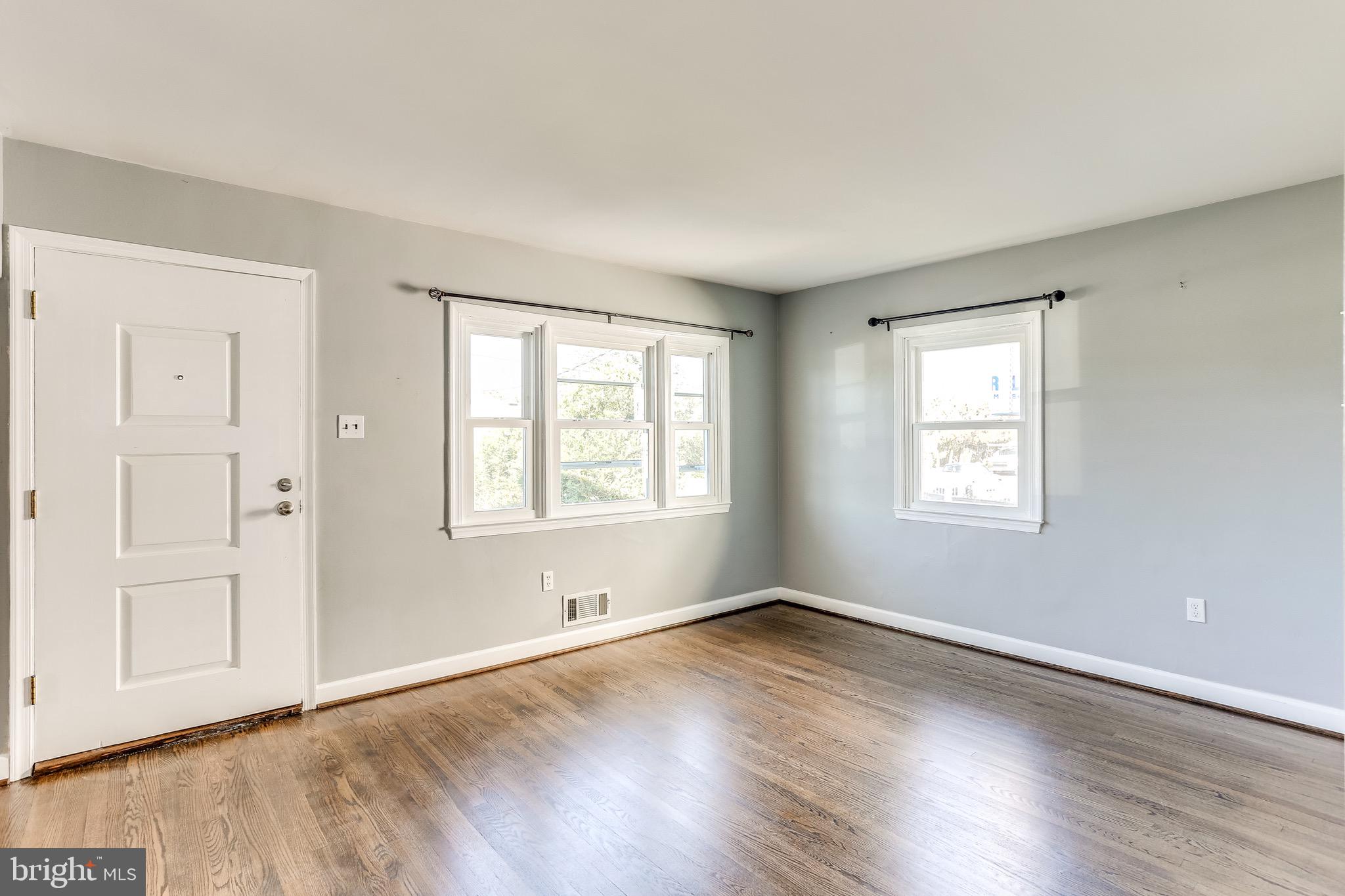 619 Cedar Hill Road Baltimore, MD 21225 - Photo 12 of 34 Gallery Image 12