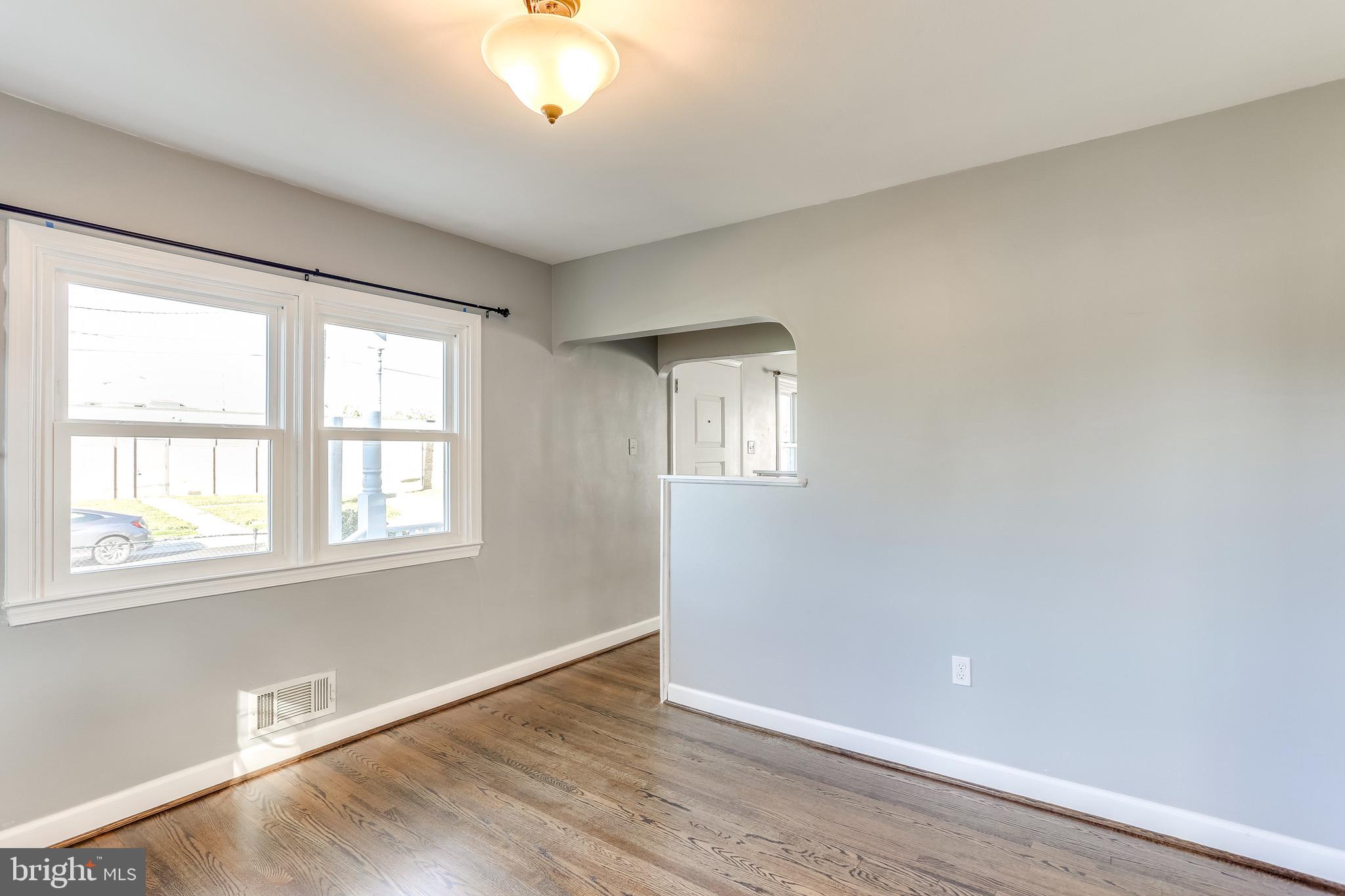 619 Cedar Hill Road Baltimore, MD 21225 - Photo 13 of 34 Gallery Image 13