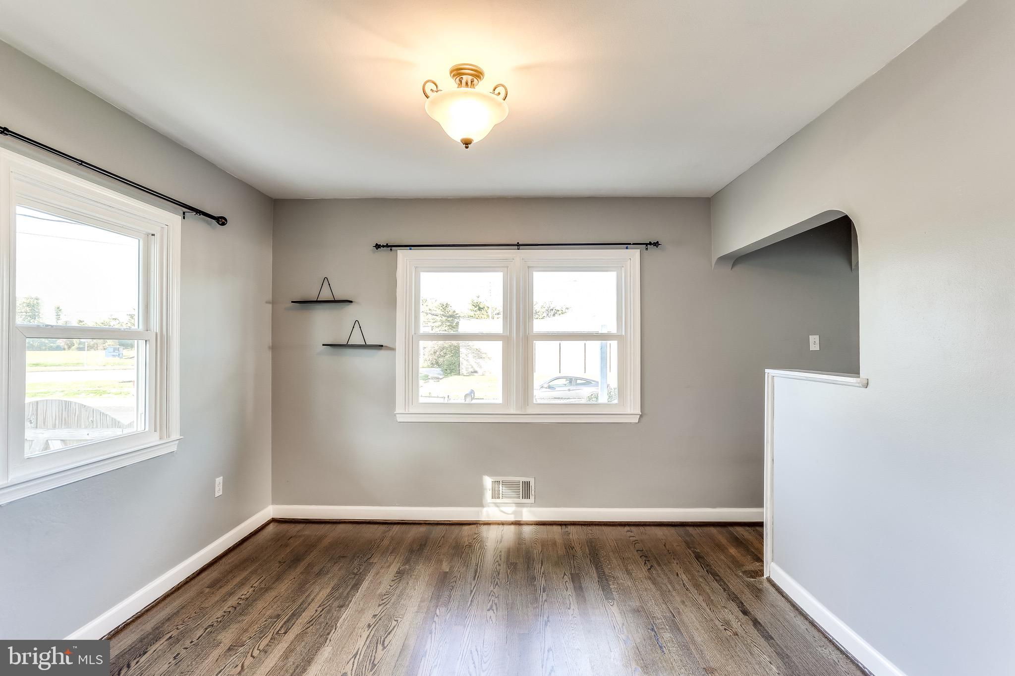 619 Cedar Hill Road Baltimore, MD 21225 - Photo 15 of 34 Gallery Image 15