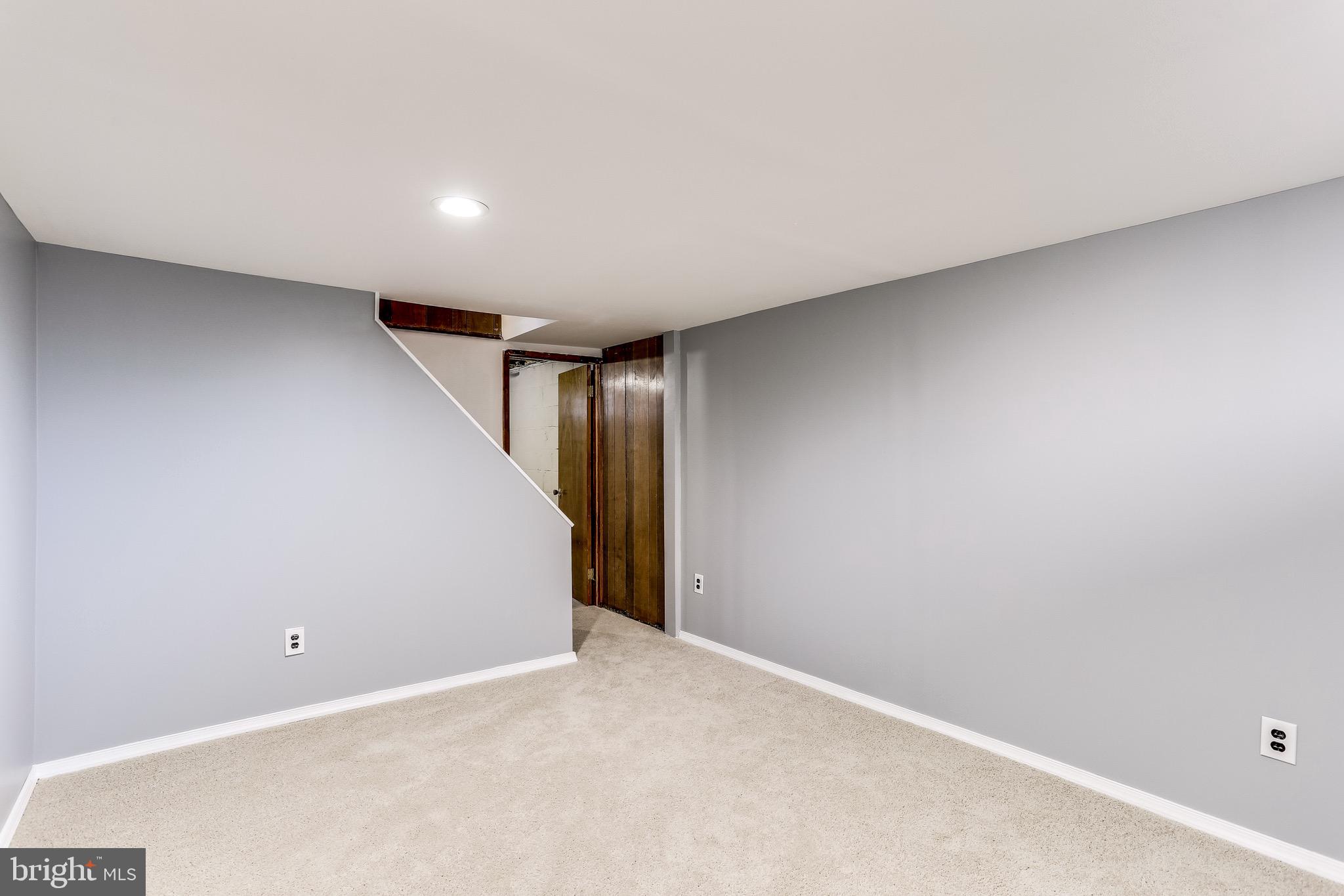 619 Cedar Hill Road Baltimore, MD 21225 - Photo 25 of 34 Gallery Image 25