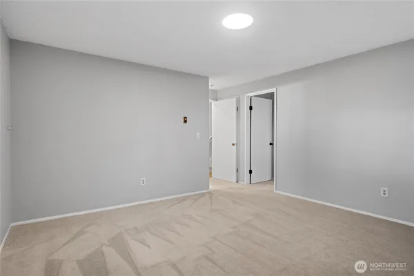 $2,750 | 5824 Olive Avenue Northeast, Bremerton, WA 98311