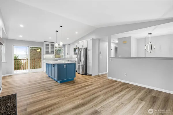 $2,750 | 5824 Olive Avenue Northeast, Bremerton, WA 98311