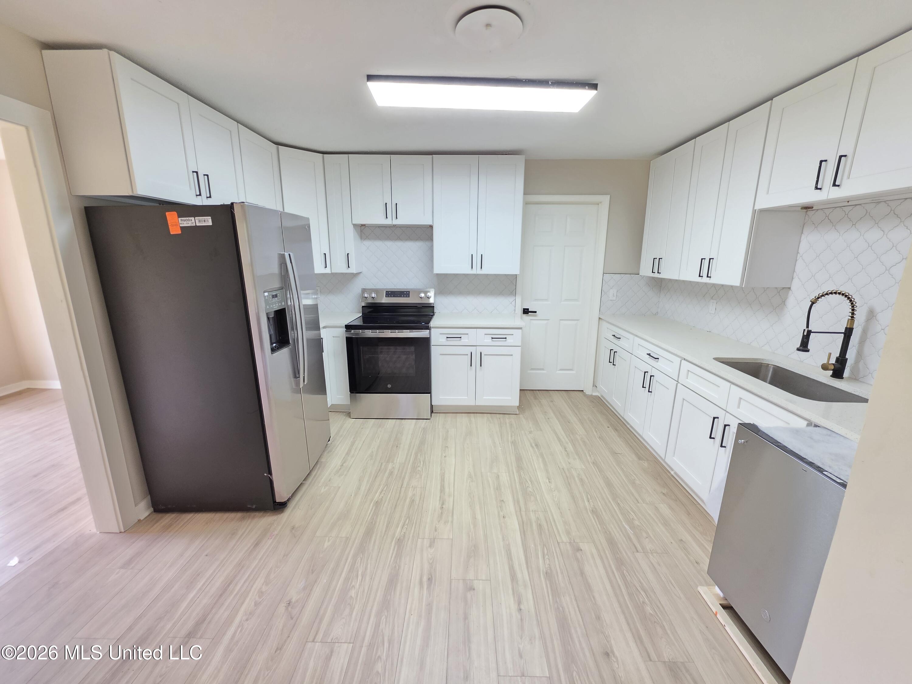 3444 Dundee Lane Jackson, MS 39212 - Photo 13 of 26 16742