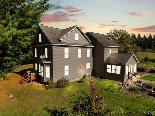 $479,000 | 988 County Rte 14, Granby, NY 13069