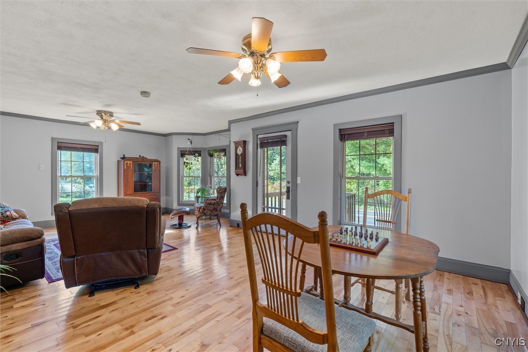 988 County Rte 14 Granby, NY 13069 - Photo 10 of 47 Living room