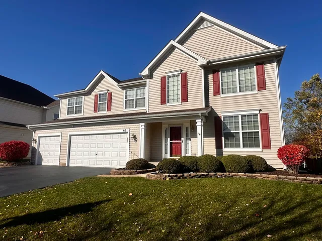 $575,000 | 621 Mansfield Way, Oswego, IL 60543
