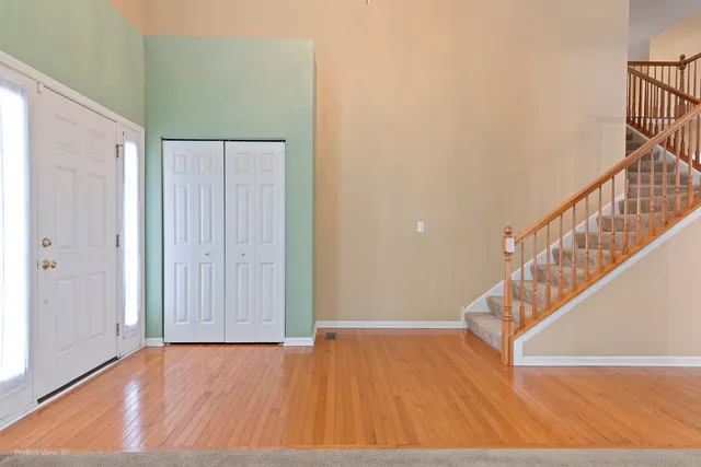 $575,000 | 621 Mansfield Way, Oswego, IL 60543