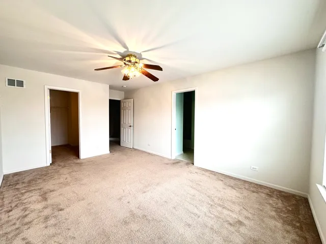 $575,000 | 621 Mansfield Way, Oswego, IL 60543