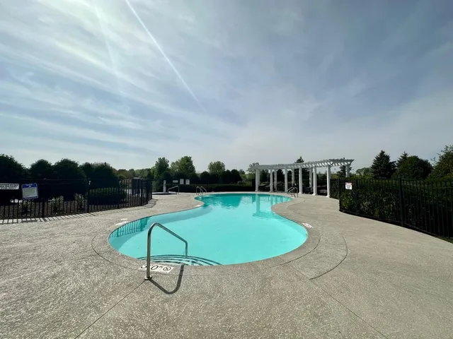 $575,000 | 621 Mansfield Way, Oswego, IL 60543