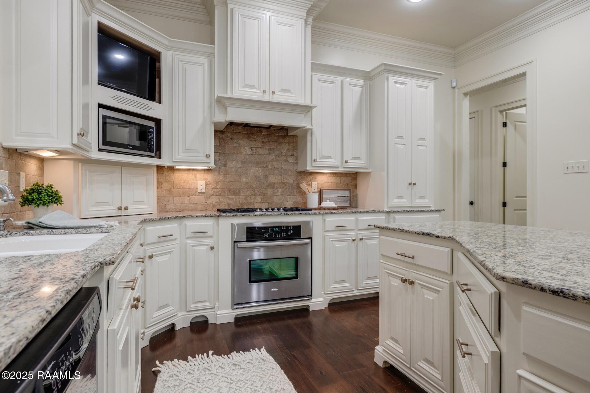 202 Pendleton Boulevard Lafayette, LA 70508 - Photo 5 of 15 COM 202 Pendleton Blvd-5