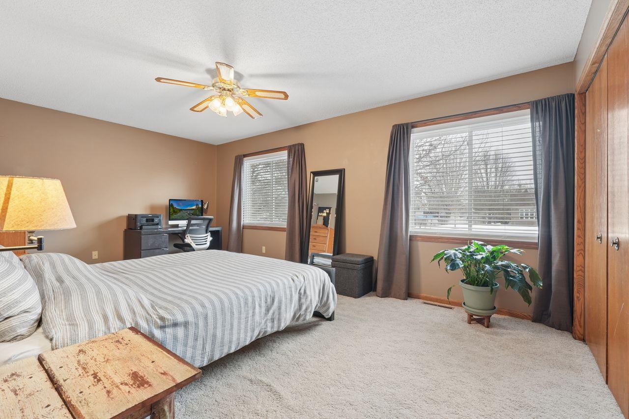 7886 Dempsey Way Inver Grove Heights, MN 55076 - Photo 13 of 24