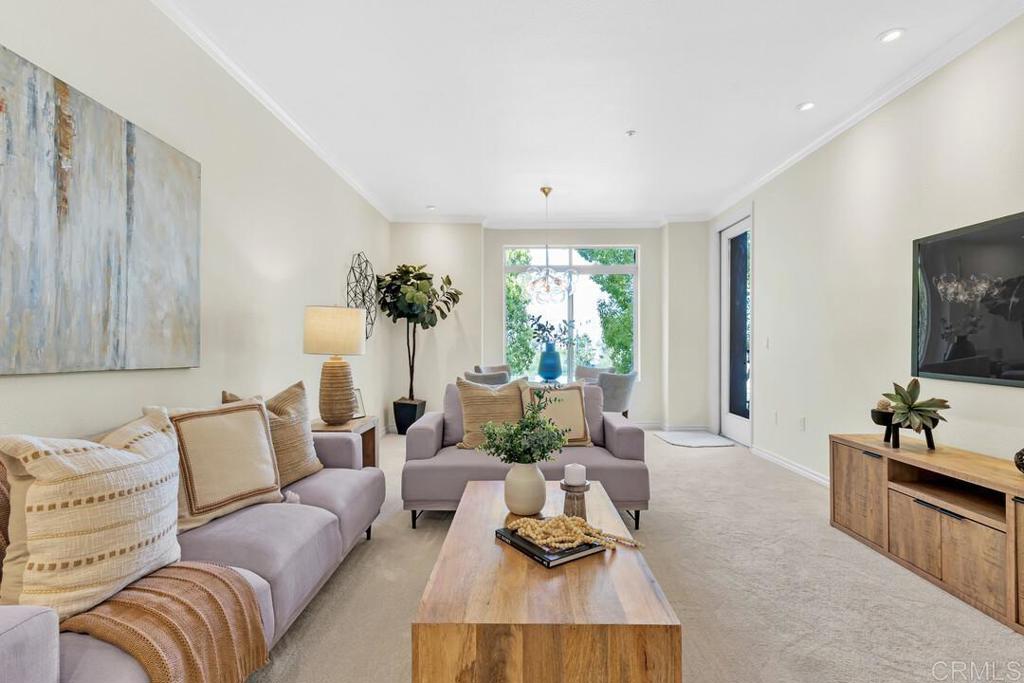 9253 Regents Road, Unit A203 San Diego, CA 92037 - Photo 11 of 38