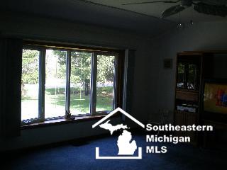 4951 School Road Petersburg, MI 49270 - Photo 9 of 18 Liv. Rm Bay Window