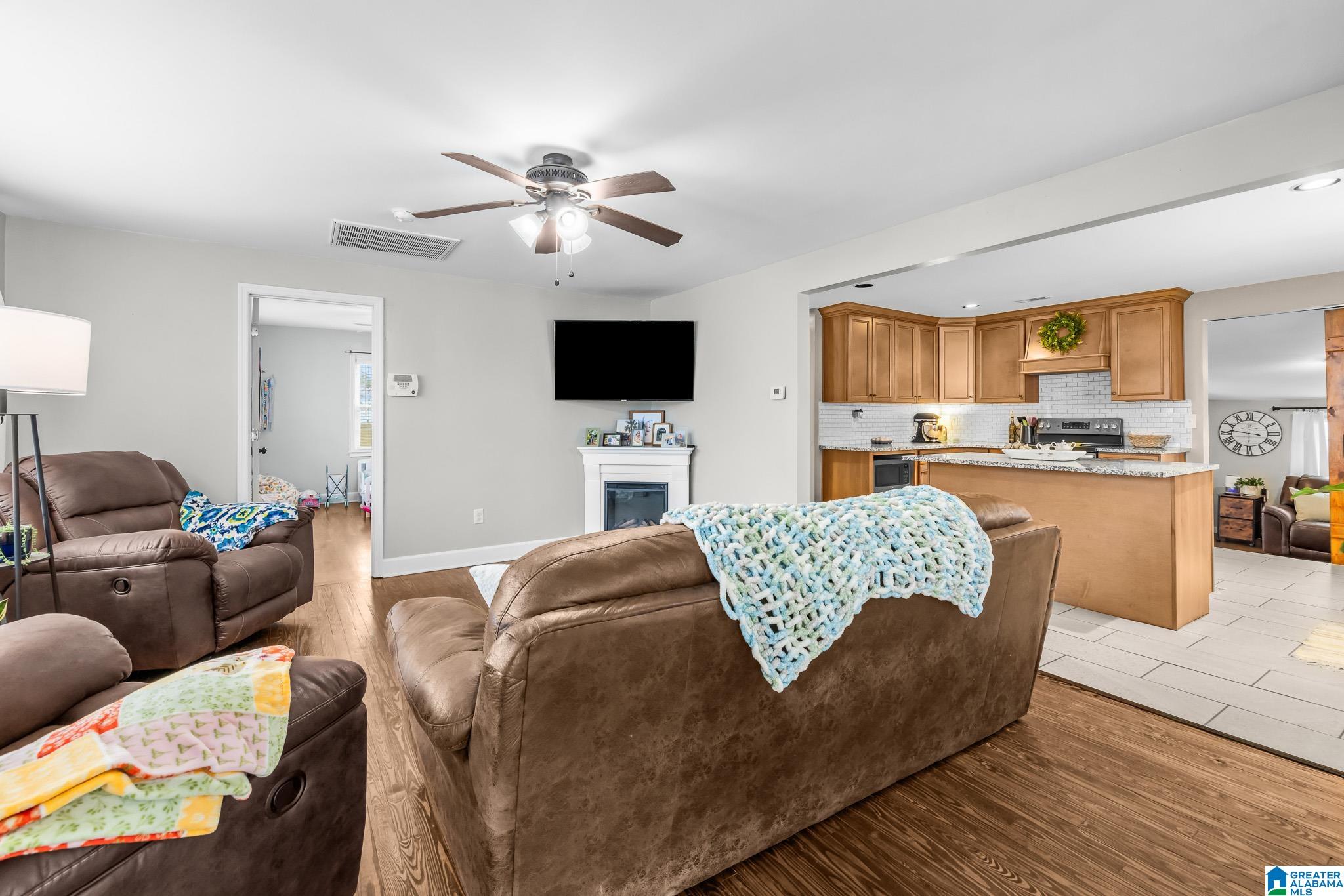 6266 County Road 81 Clanton, AL 35045 - Photo 3 of 53