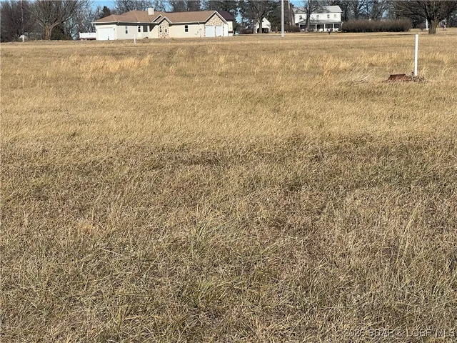 $325,000 | Gunn Road, Versailles, MO 65084