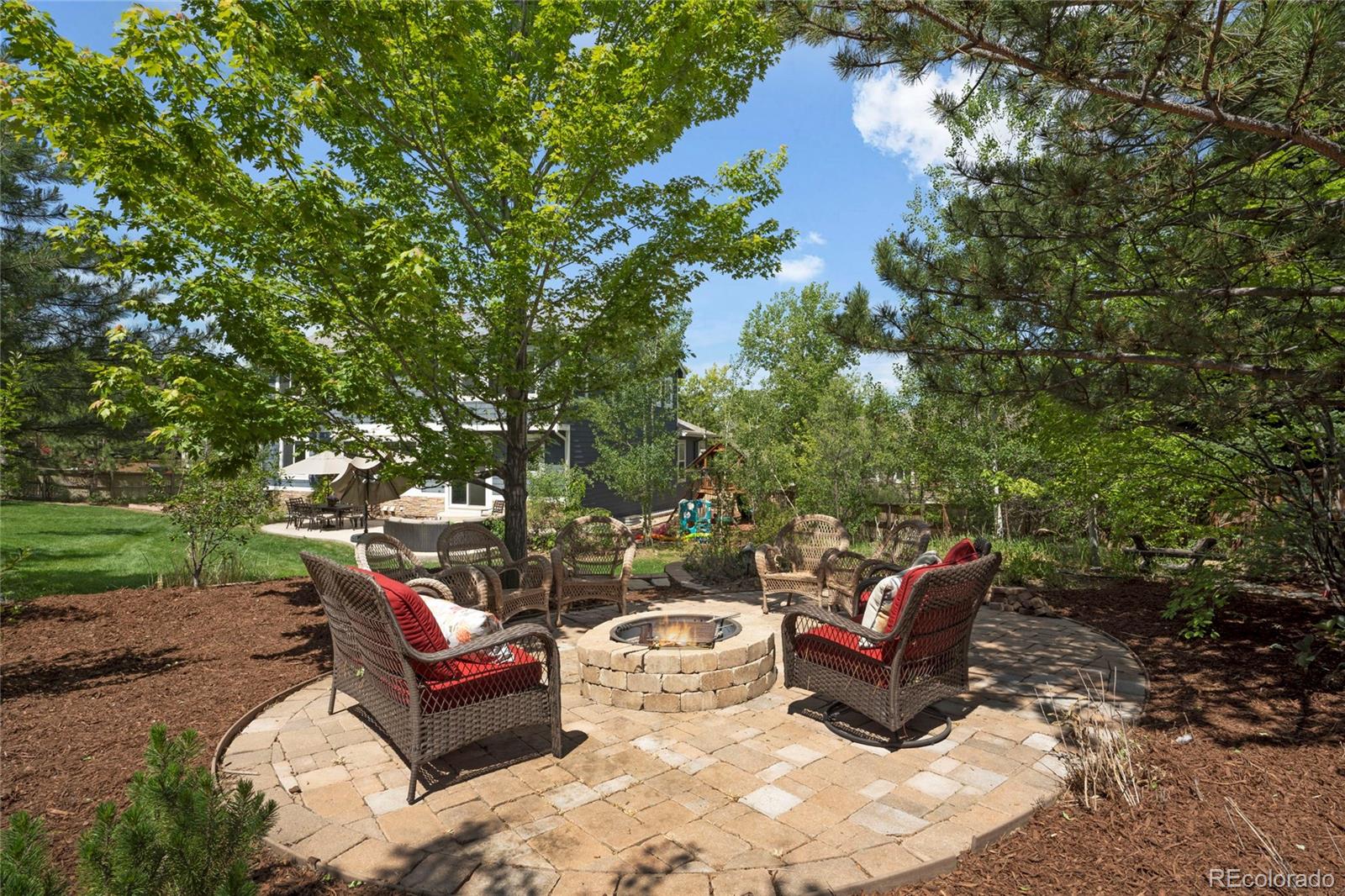 2586 Pemberly Avenue Highlands Ranch, CO 80126 - Photo 6 of 41