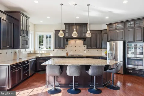 $1,799,888 | 7306 Bull Run Drive, Centreville, VA 20121