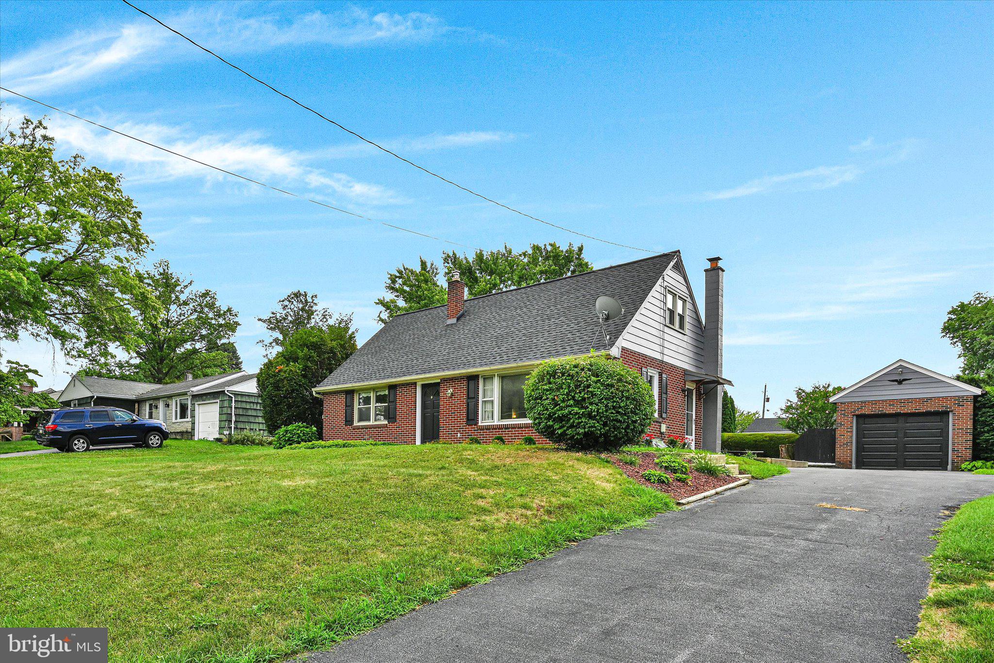 1560 Graystone Road Manheim, PA 17545 - Photo 3 of 31 Gallery Image 3