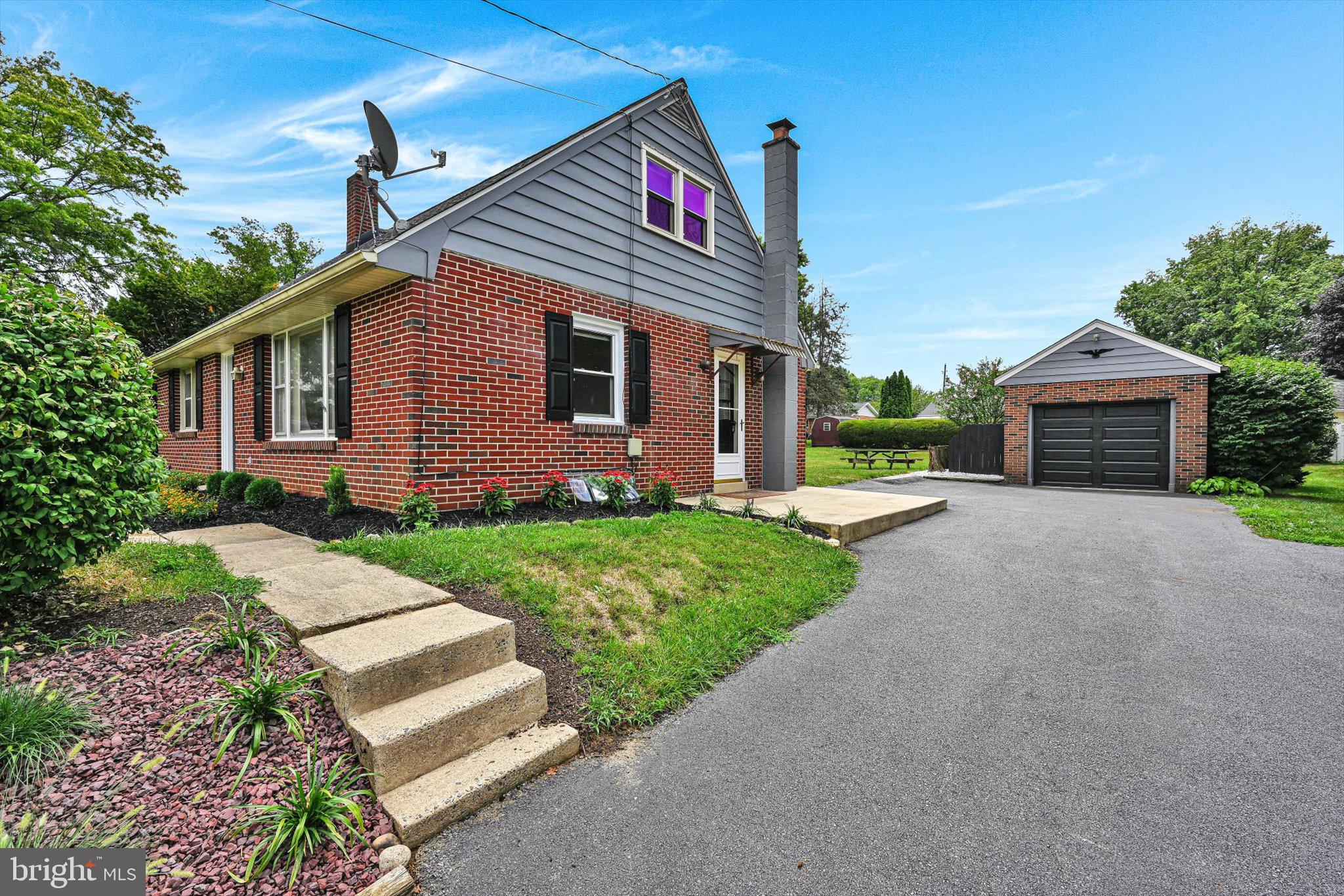 1560 Graystone Road Manheim, PA 17545 - Photo 5 of 31 Gallery Image 5