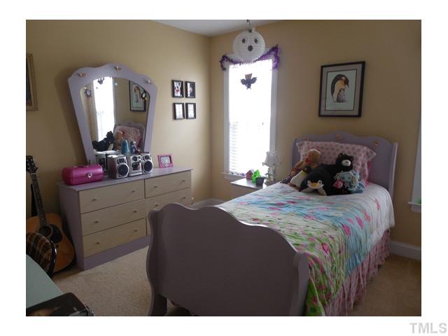 72 Hunters Point Court Angier, NC 27501 - Photo 7 of 10 Gallery Image 7