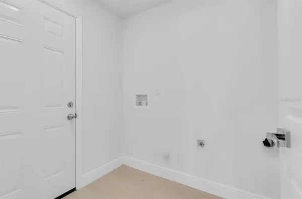 $2,850 | 2622 Liz Lane, Kissimmee, FL 34744