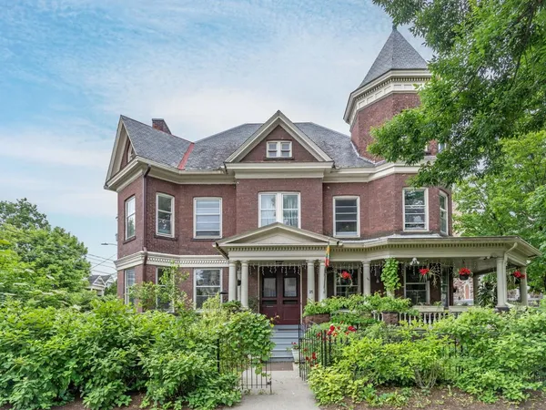 $1,595,000 | 25 Buell Street, Burlington, VT 05401