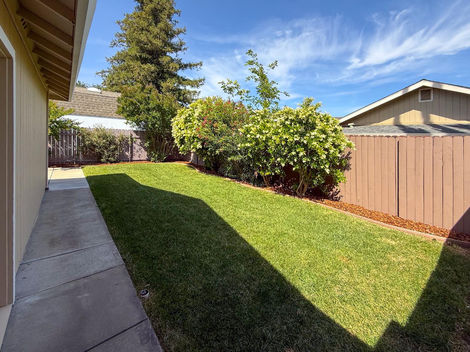535 N Street Rio Linda, CA 95673 - Photo 26 of 33