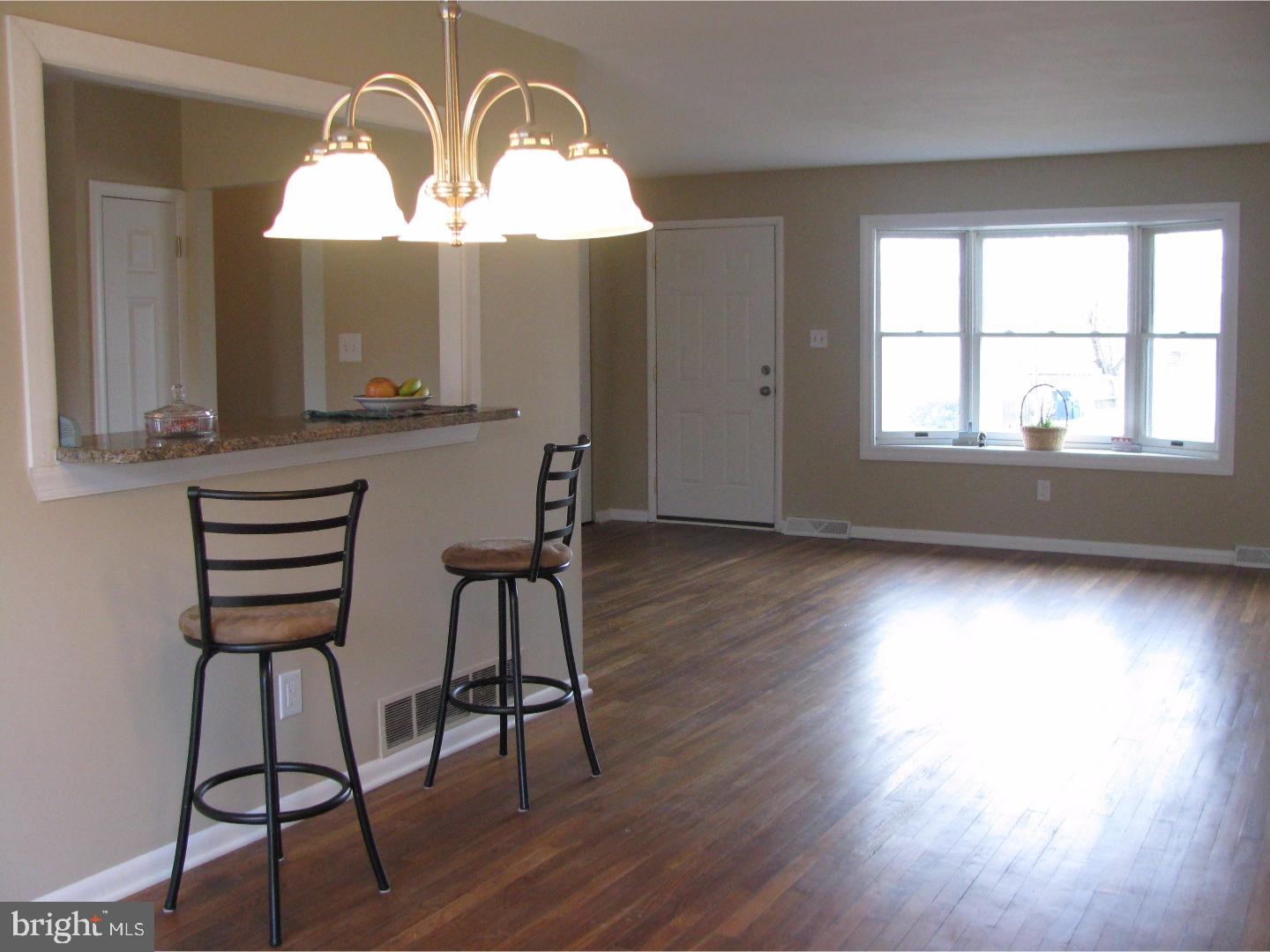 42 Dryden Road New Castle, DE 19720 - Photo 3 of 22 Dining Room