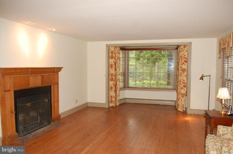 3145 Florence Road Woodbine, MD 21797 - Photo 8 of 30 Family Room