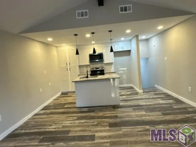 $159,900 | 31690 River Pines Drive, Unit 31690, Springfield, LA 70462