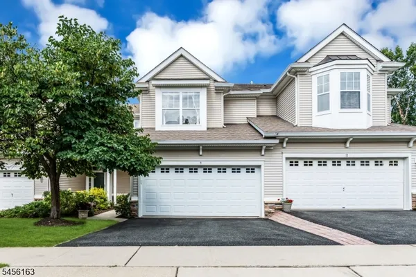 $559,900 | 9 Junegrass Way, Hackettstown, NJ 07840