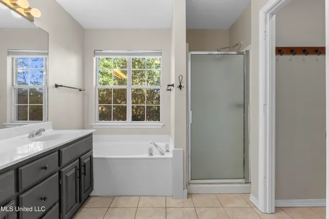 $319,900 | 13313 Hollow Oak Lane, Ocean Springs, MS 39564