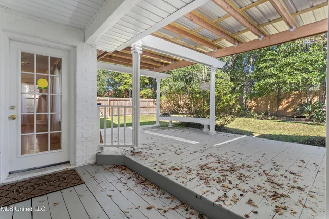 $319,900 | 13313 Hollow Oak Lane, Ocean Springs, MS 39564