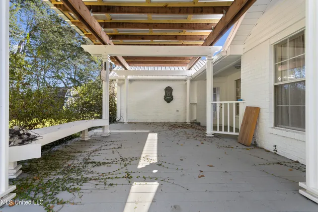 $319,900 | 13313 Hollow Oak Lane, Ocean Springs, MS 39564