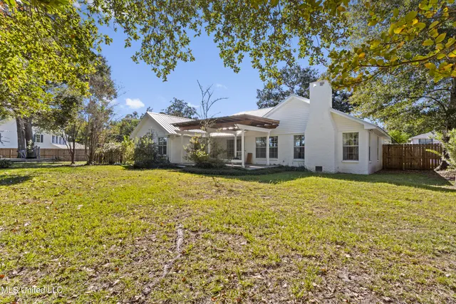 $319,900 | 13313 Hollow Oak Lane, Ocean Springs, MS 39564
