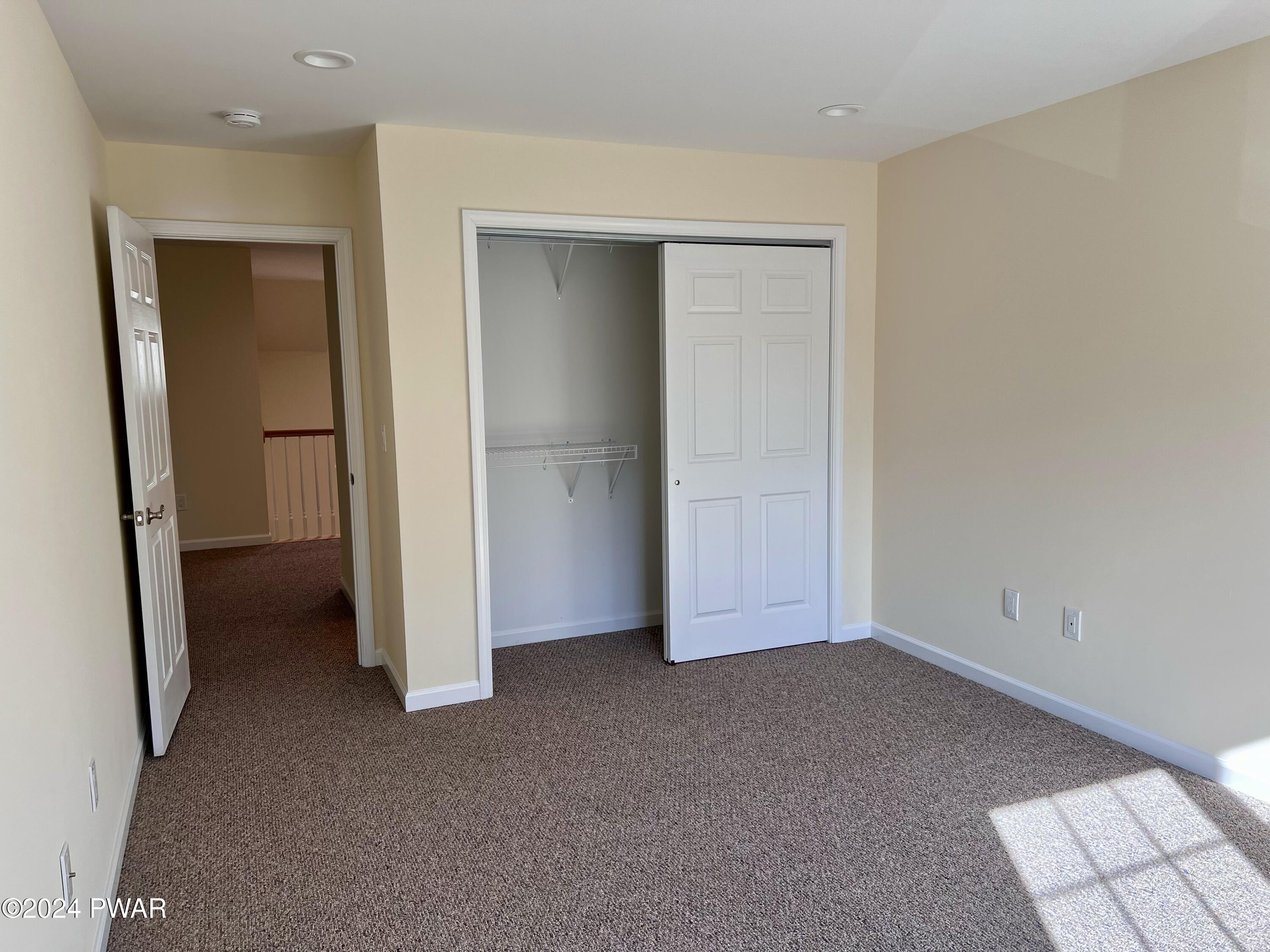 404 MacIntosh Way Matamoras, PA 18336 - Photo 33 of 37