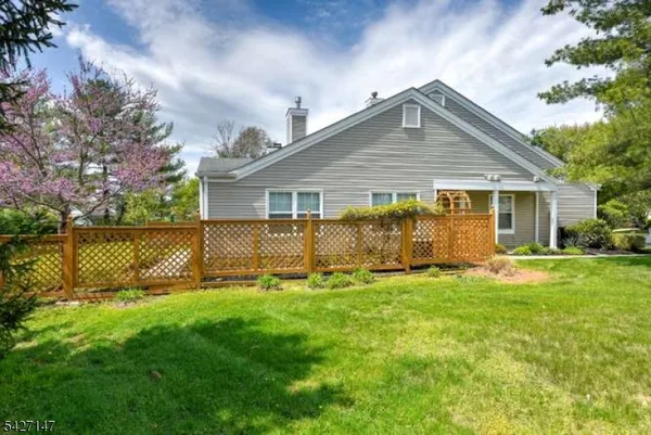 $629,000 | 208 Reed Lane, Bedminster, NJ 07921