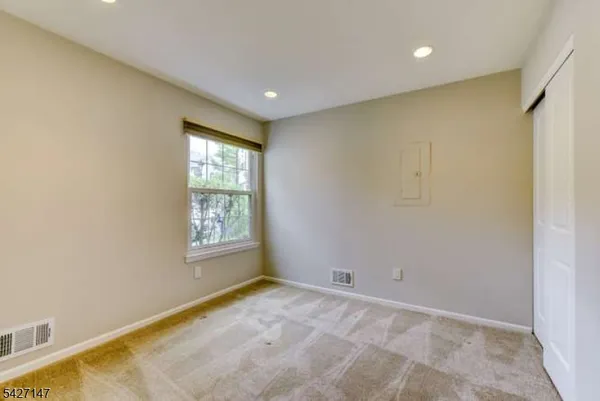 $629,000 | 208 Reed Lane, Bedminster, NJ 07921