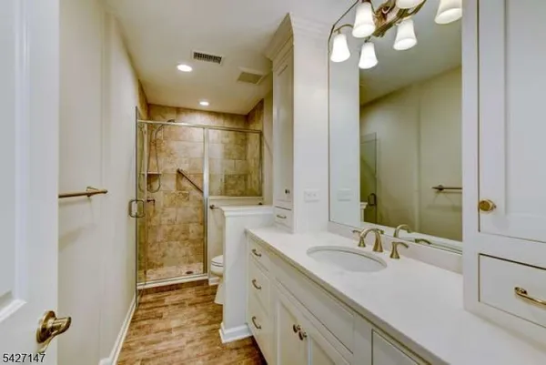 $629,000 | 208 Reed Lane, Bedminster, NJ 07921