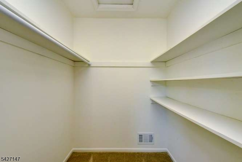 208 Reed Lane Bedminster, NJ 07921 - Photo 20 of 23