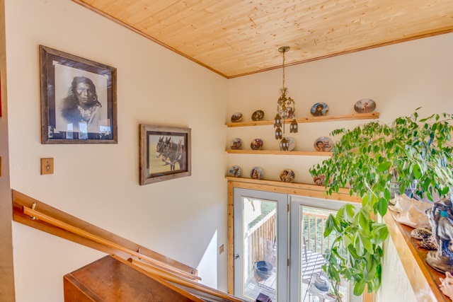 3476 F Road Clifton, CO 81520 - Photo 17 of 29 a view of a hallway with a potted plant