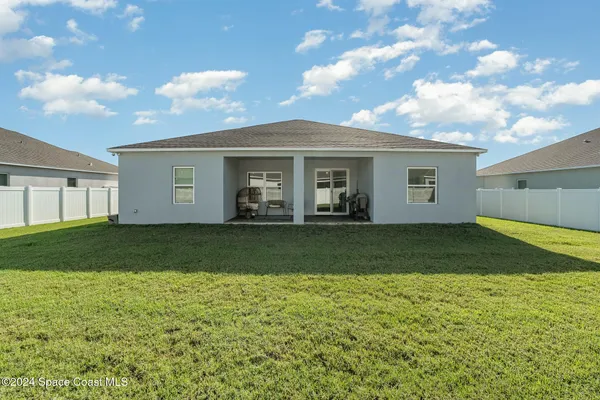 $3,600 | 4832 Shannock Avenue, Merritt Island, FL 32953