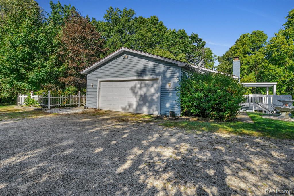 4735 Shifman Road Goodrich, MI 48438 - Photo 5 of 33