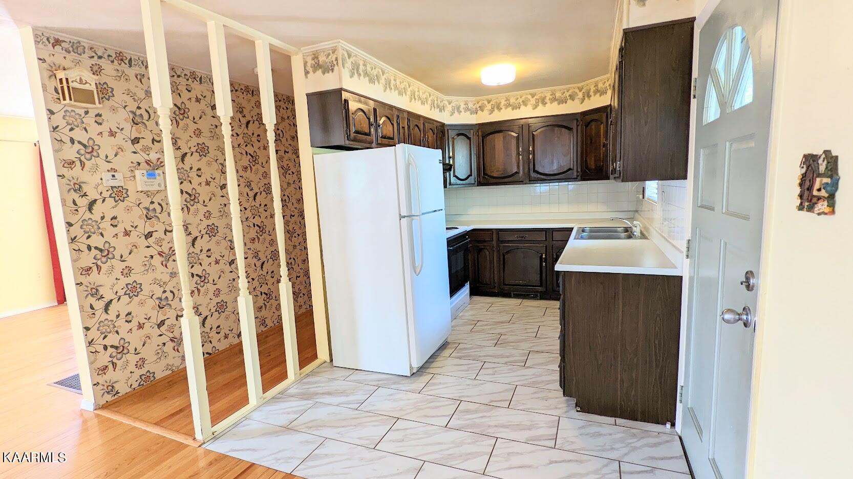 126 Cedar Hills Road Sevierville, TN 37862 - Photo 3 of 23 PXL_20220920_160431024